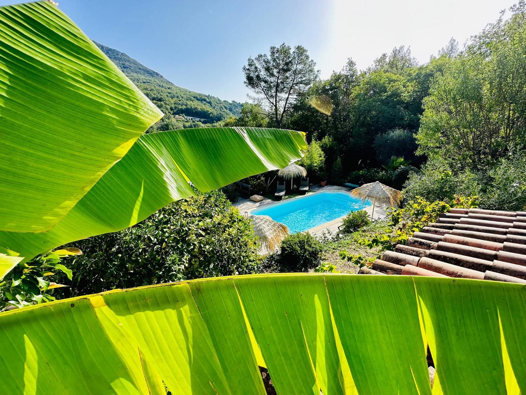 Gîte Les Deux Roches Le Bar-sur-Loup Exterior foto