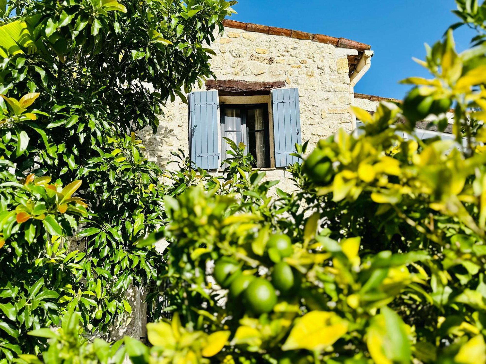 Gîte Les Deux Roches Le Bar-sur-Loup Exterior foto