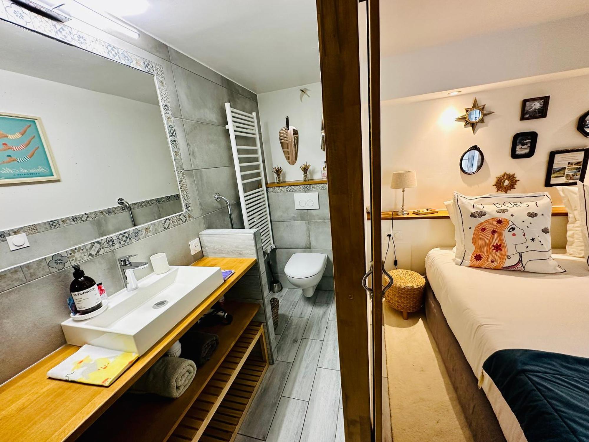 Gîte Les Deux Roches Le Bar-sur-Loup Zimmer foto