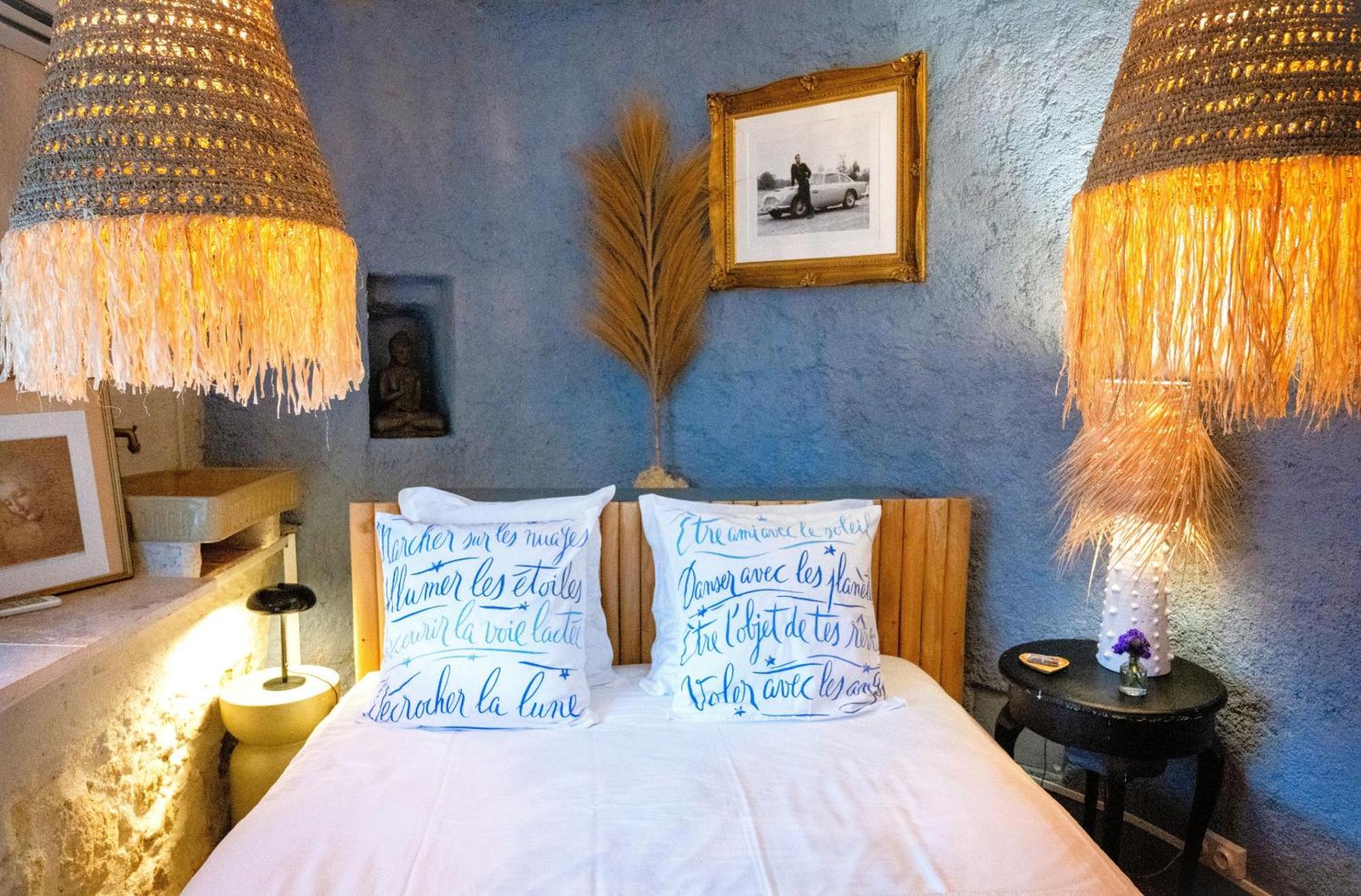 Gîte Les Deux Roches Le Bar-sur-Loup Zimmer foto