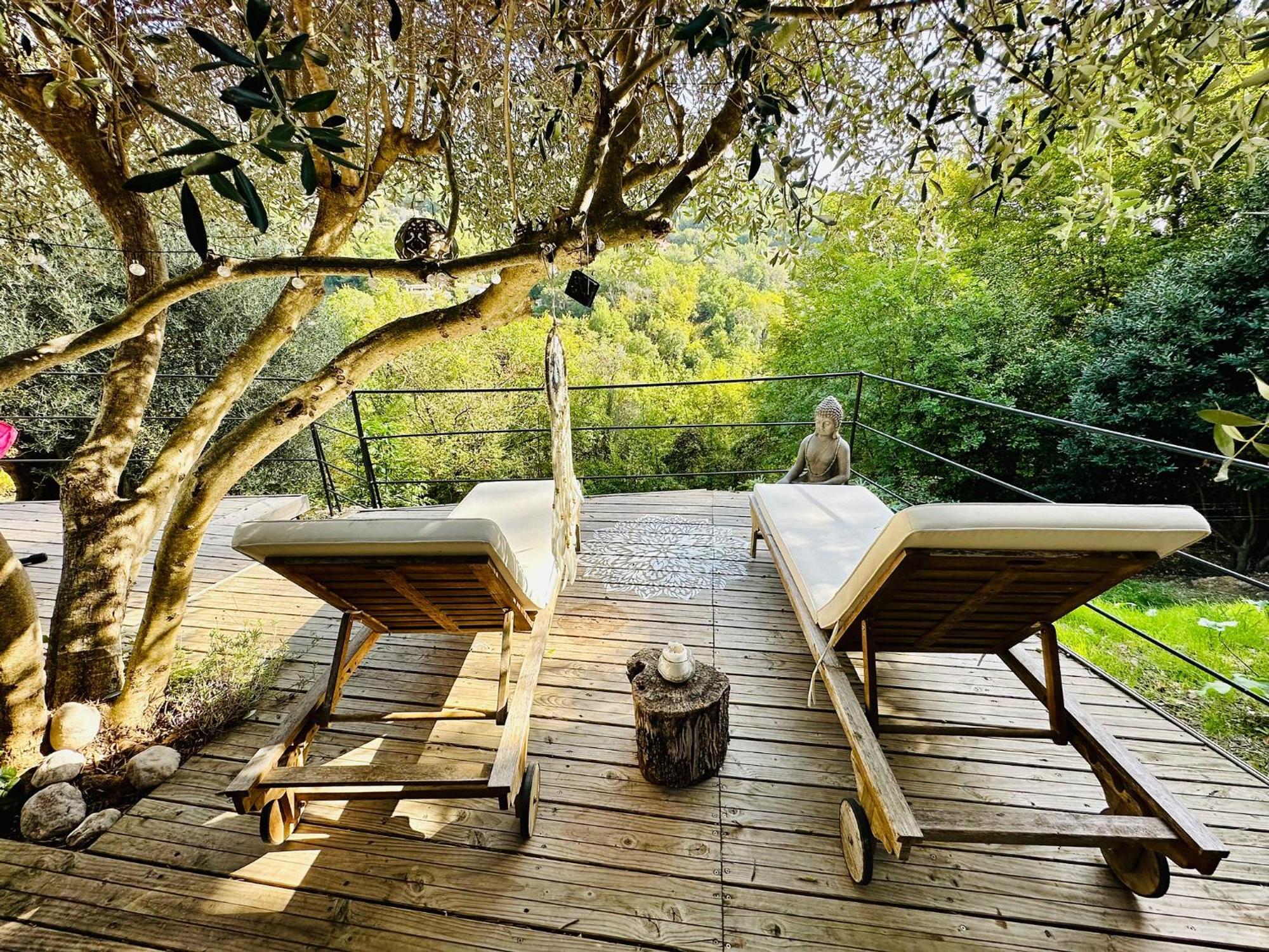 Gîte Les Deux Roches Le Bar-sur-Loup Exterior foto